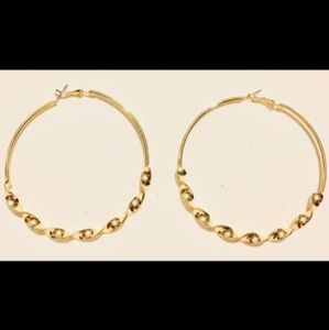 Glamour hoops